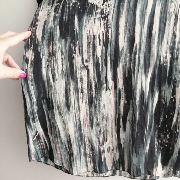 Rebecca Taylor Abstract Watercolour Silk Blouse with Contrast Short Sleeves 4 - Picture 10 of 17